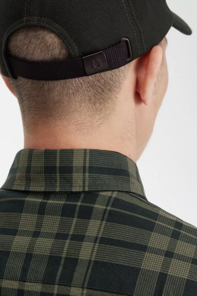 Classic Pique Herrenmütze Nachtgrün Hellrost