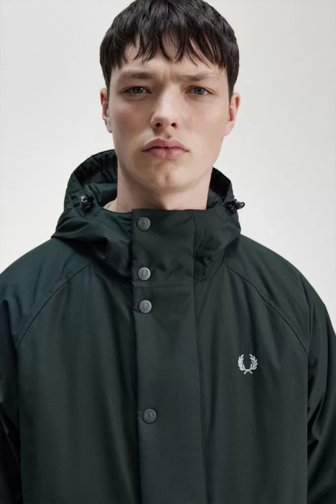 Gepolsterte Herrenjacken mit Reißverschluss von Fred Perry, Nachtgrün