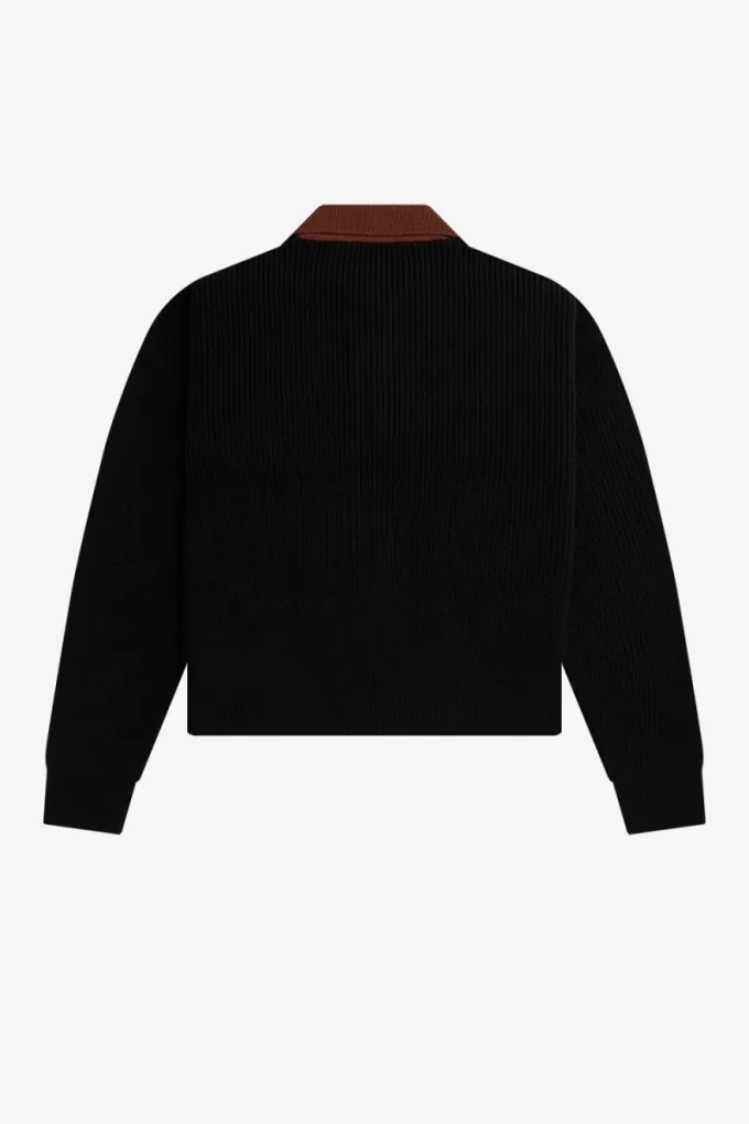 Gestricktes Damenshirt Schwarz Gestricktes Damenshirt Schwarz