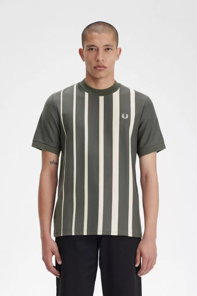 Gradient Stripe Herren T-Shirt Feldgrün