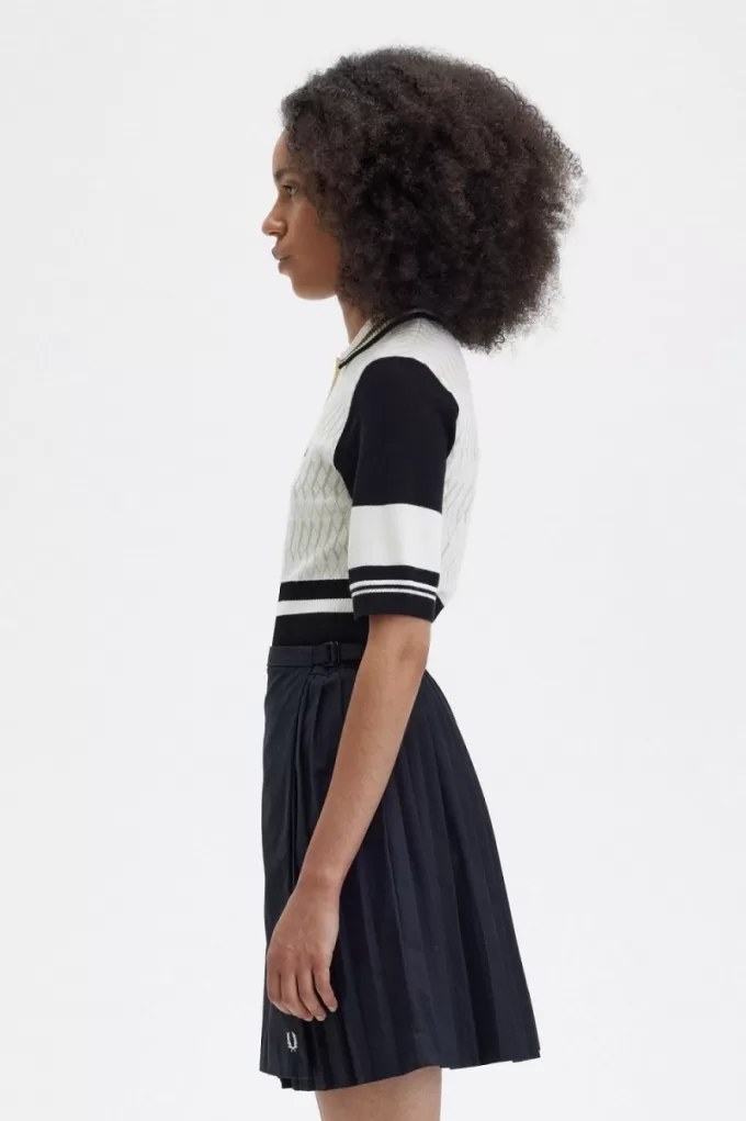 Jacquard gestricktes Damenhemd Beige Jacquard gestricktes Damenhemd Beige