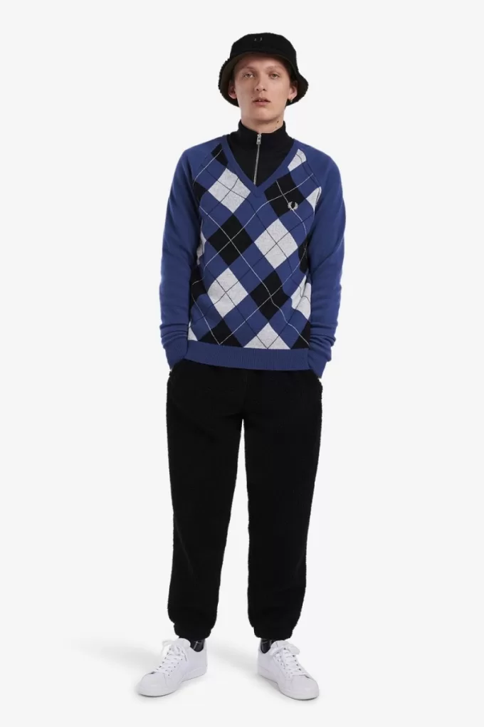 Lambswool Argyle V-Neck Herrenpullover Kobalt