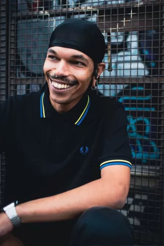 M12 Herrenhemd Schwarz Neongrün Bristol Blau