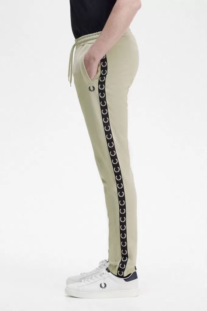 Taped Track Herrenhose Light Mint Black