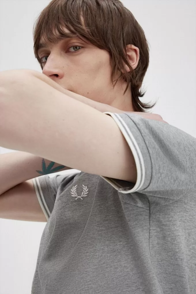 Twin Tipped Herren T-Shirt Grau Twin Tipped Herren T-Shirt Grau