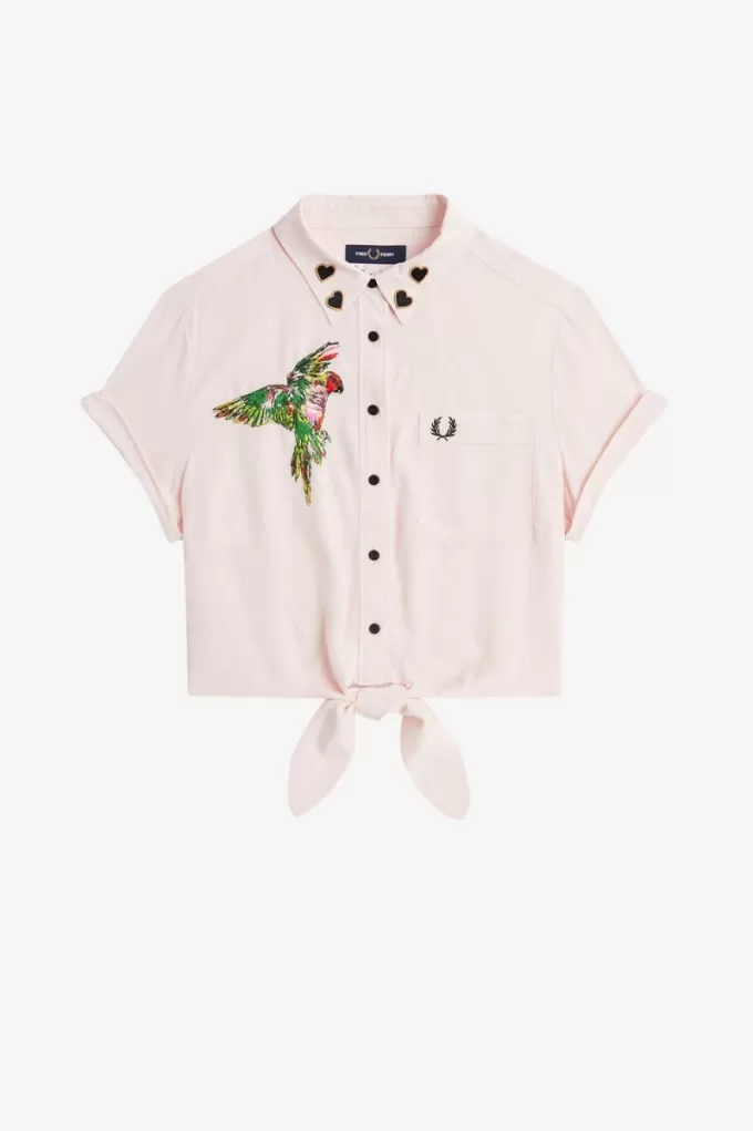 besticktes Damenhemd zum Binden vorne in Milchrosa